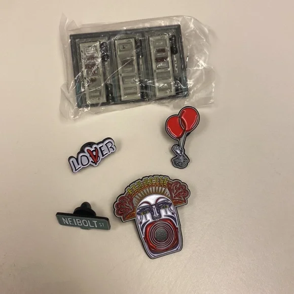 NEW: IT! Chapter Two Collectible Pins - Picture 2 of 10